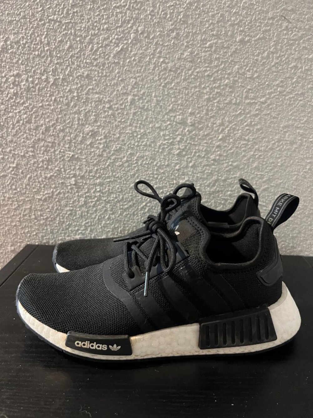 ADIDAS NMD R1 - Picture 4 of 10